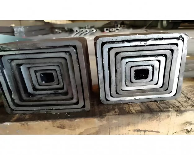 伸縮套管無(wú)縫方管方矩管